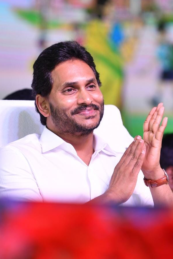 AP CM Jagan Launches Jagananna Amma Vodi Scheme Photos - Sakshi2