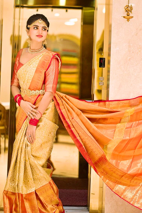 Jabardast Varsha Bridal looks Photos - Sakshi5