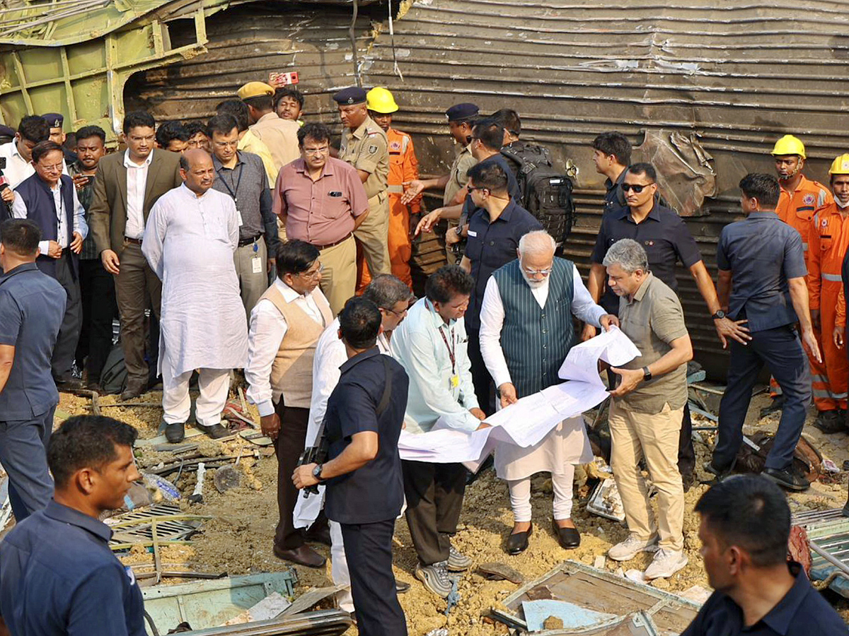 PM Modi arrives in Balasore to take stock of situation Photos - Sakshi4