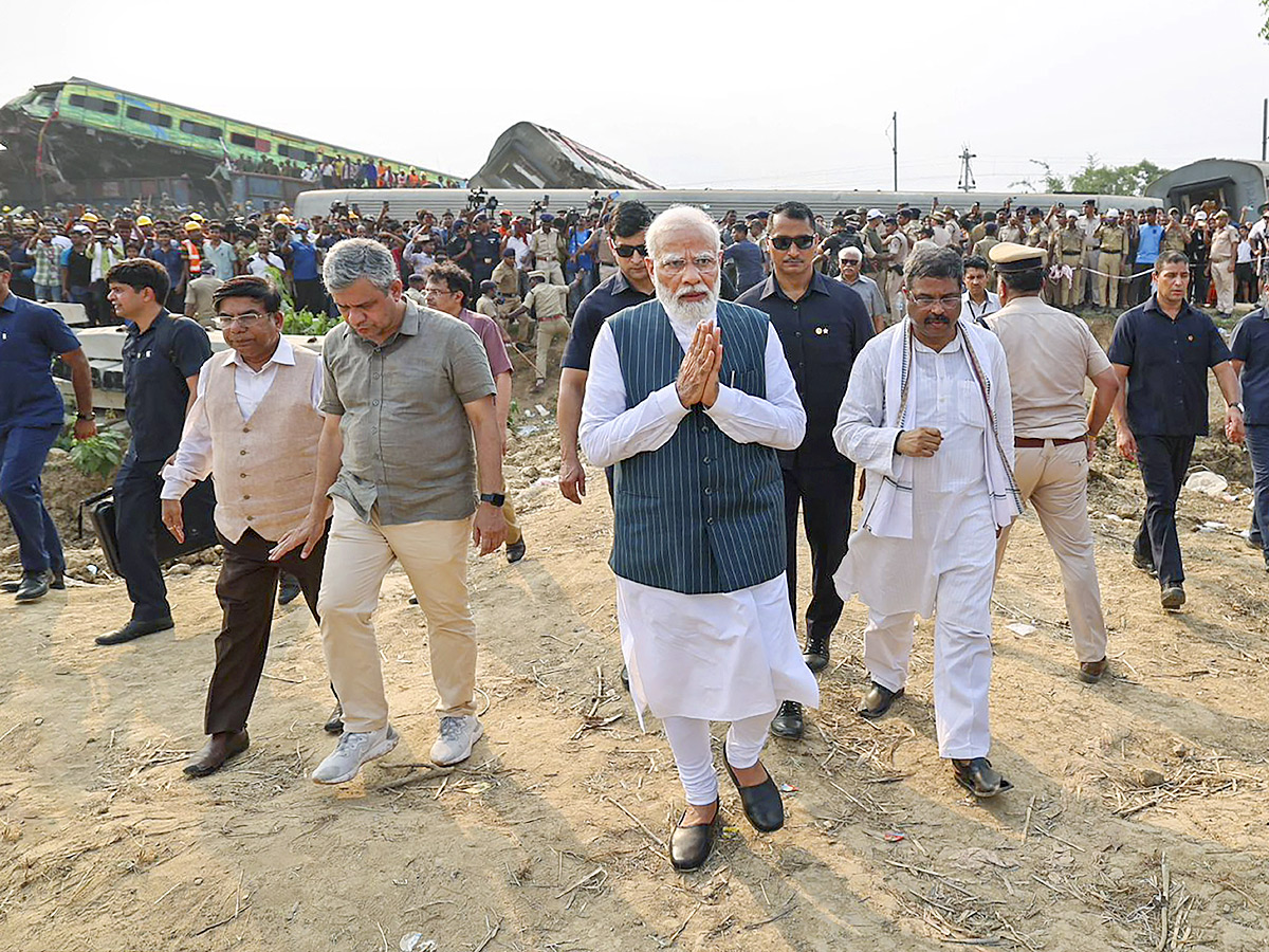 PM Modi arrives in Balasore to take stock of situation Photos - Sakshi8