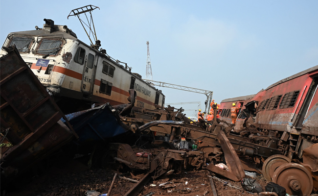 Odisha Coromandel Express Train Accident Photos - Sakshi4