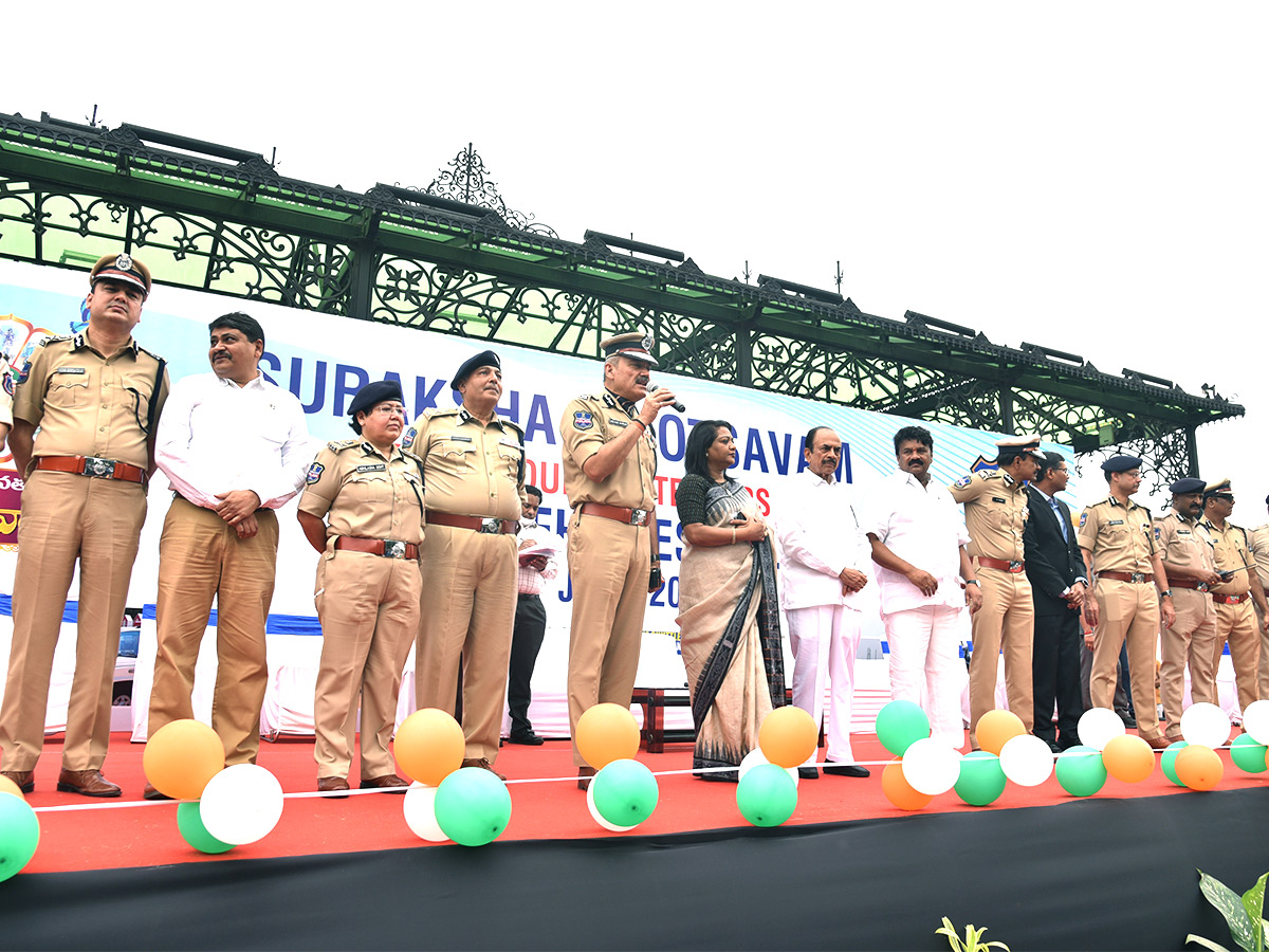 Telangana Suraksha Rally In Hydearabd - Sakshi32