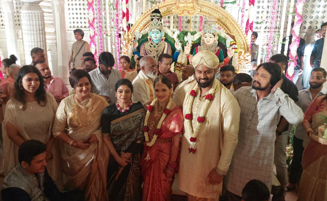 Sumalatha Son Abhishek Ambareesh Wedding Photo Gallery - Sakshi6