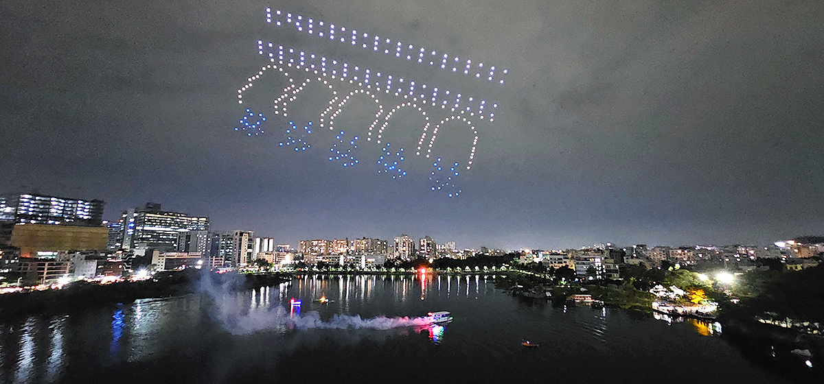 crazy drone show at durgam cheruvu - Sakshi13