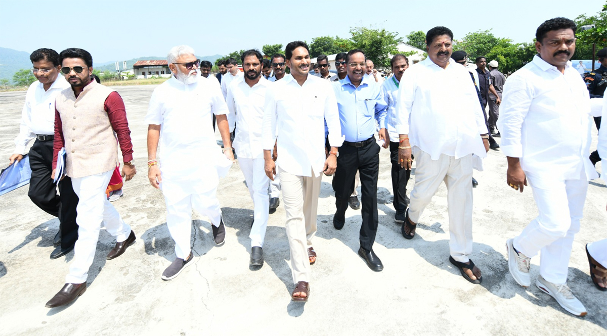 AP CM YS Jagan Inspects Polavaram Project Works - Sakshi12