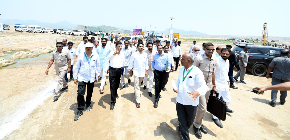 AP CM YS Jagan Inspects Polavaram Project Works - Sakshi15