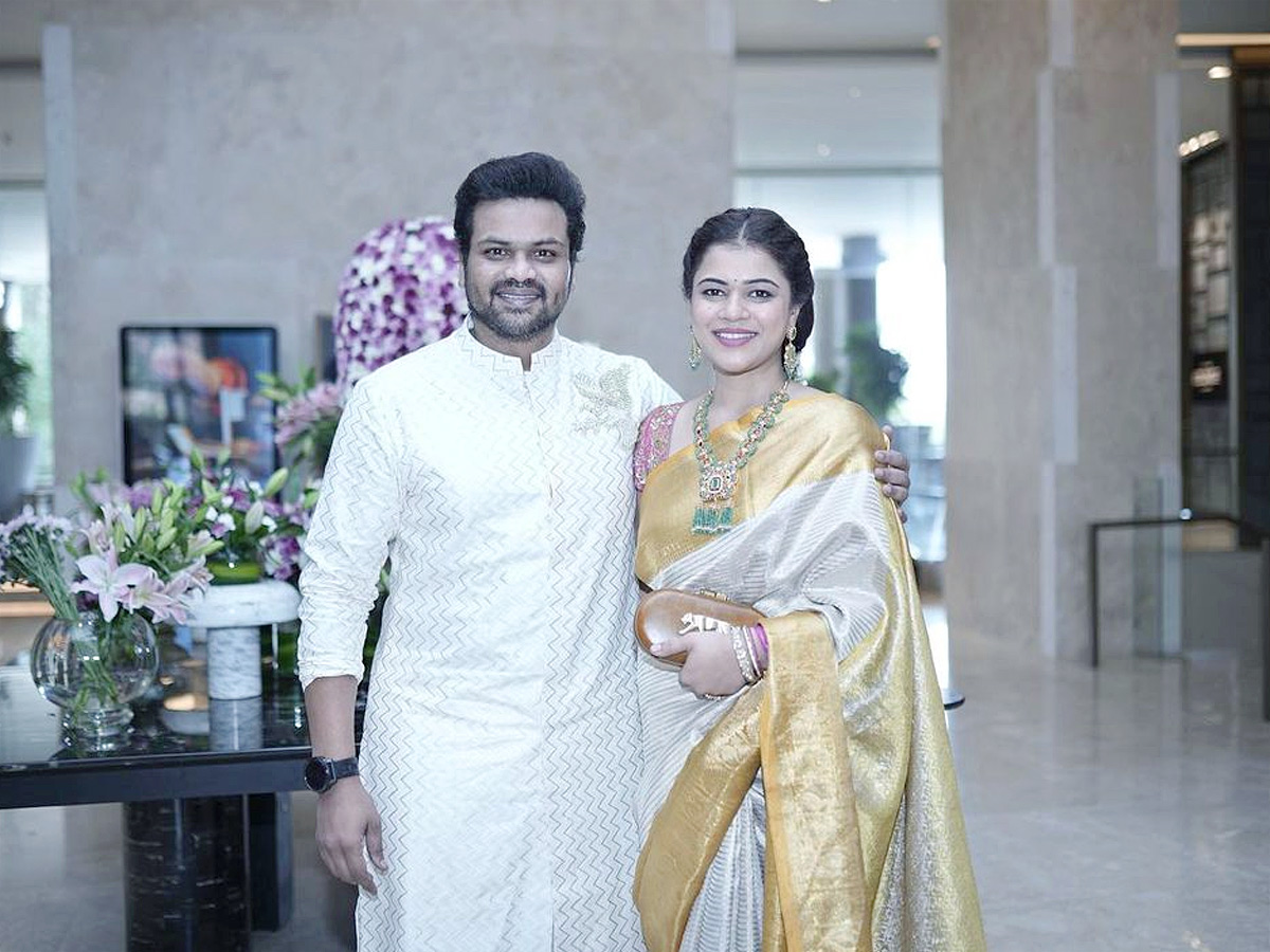 manchu manoj and bhuma mounika attends abhishek ambareesh Marriage Photos - Sakshi5