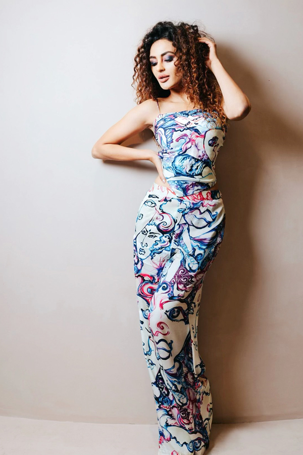 Seerat Kapoor Latest Photos - Sakshi21