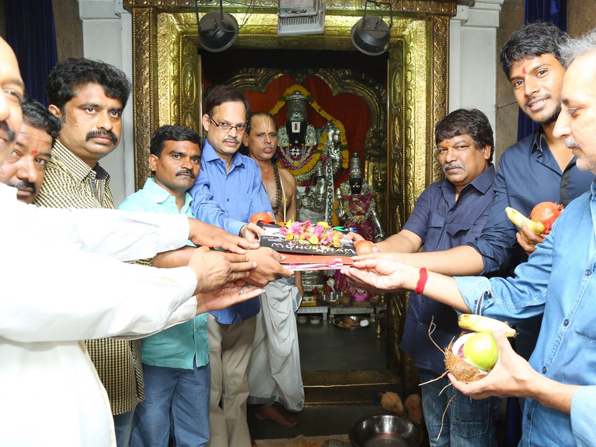 Unseen Images Of Tollywood Creative Director Krishna Vamsi - Sakshi18