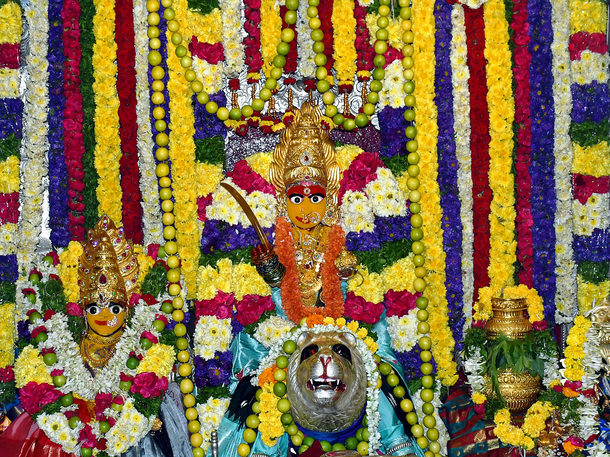 Ujjaini Mahankali Bonalu at Secunderabad PHotos - Sakshi2