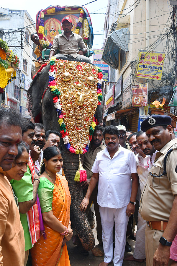 Ujjaini Mahankali Bonalu at Secunderabad PHotos - Sakshi9