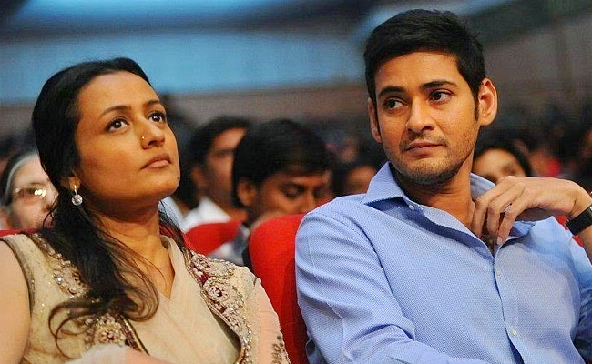 Mahesh Babu And Wife Namrata Marriage Photos - Sakshi9