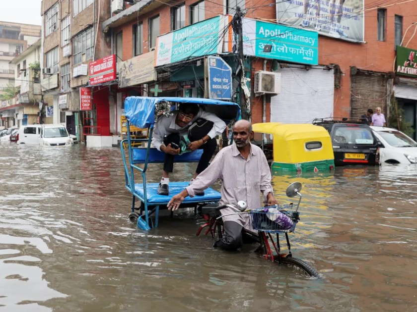 Heavy Rainfall Lashes Northern India Photo Gallery - Sakshi16