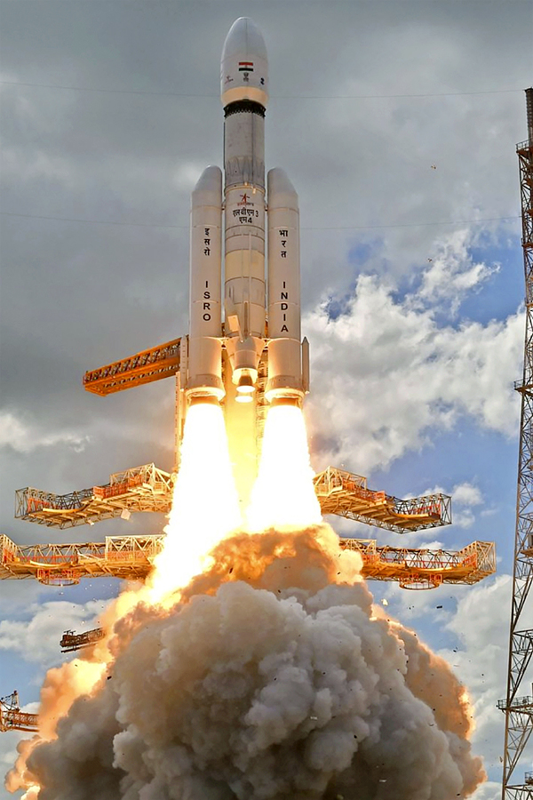 Chandrayaan 3 Isro third lunar mission successfully launched Photos - Sakshi3