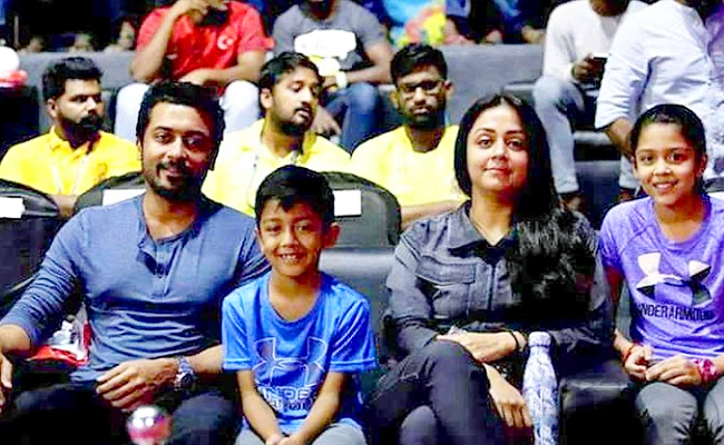 Hero Suriya With his Son and Daughter Photos - Sakshi12