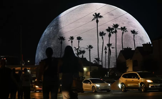  Las Vegas Sphere transform into Earth Mars and the moon PHotos - Sakshi6