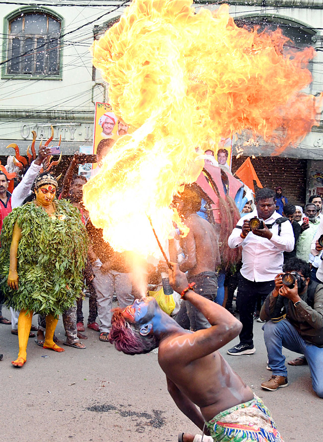 Old City Akkanna Madanna Temple Ghatam Procession 2023 Photos - Sakshi40