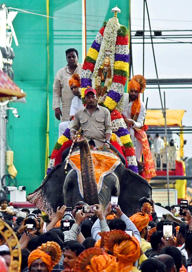 Old City Akkanna Madanna Temple Ghatam Procession 2023 Photos - Sakshi42