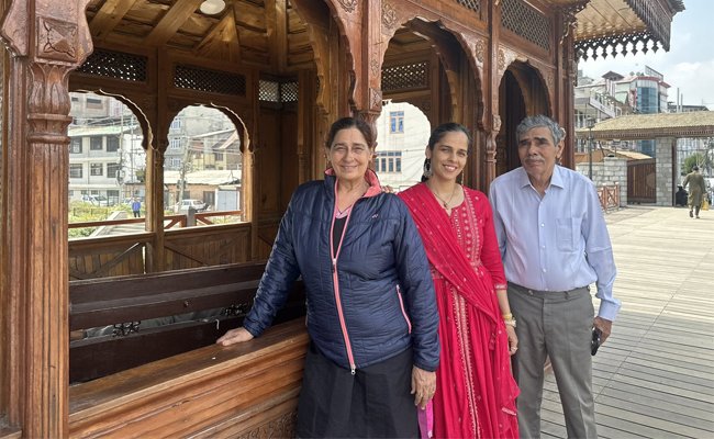 Indian Badminton Saina Nehwal On Kashmir Trip Photo Gallery - Sakshi3