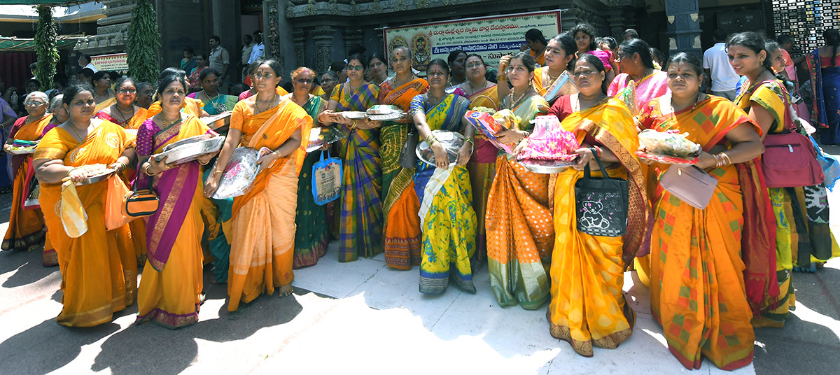 Shakambari Utsavalu Started in Vijayawada - Sakshi15