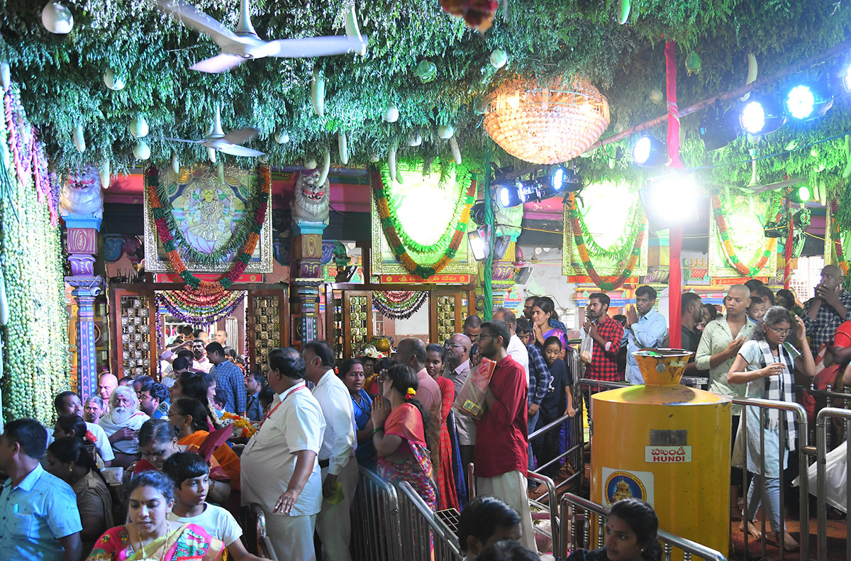 Shakambari Utsavalu Started in Vijayawada - Sakshi27