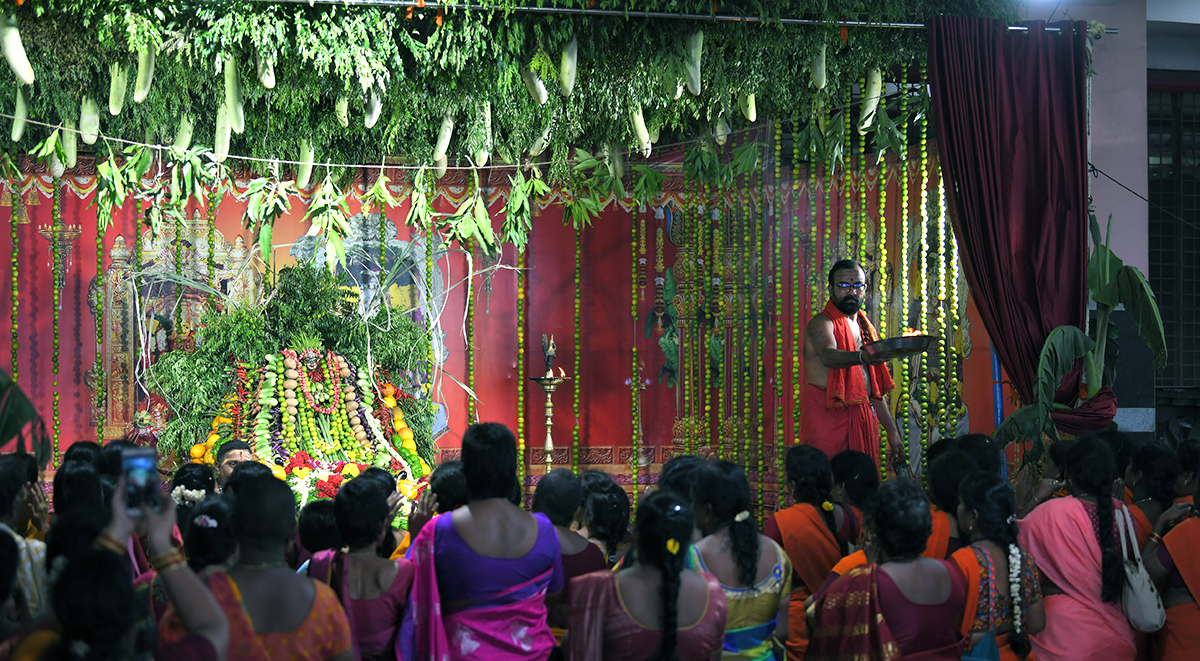 Shakambari Utsavalu Started in Vijayawada - Sakshi31