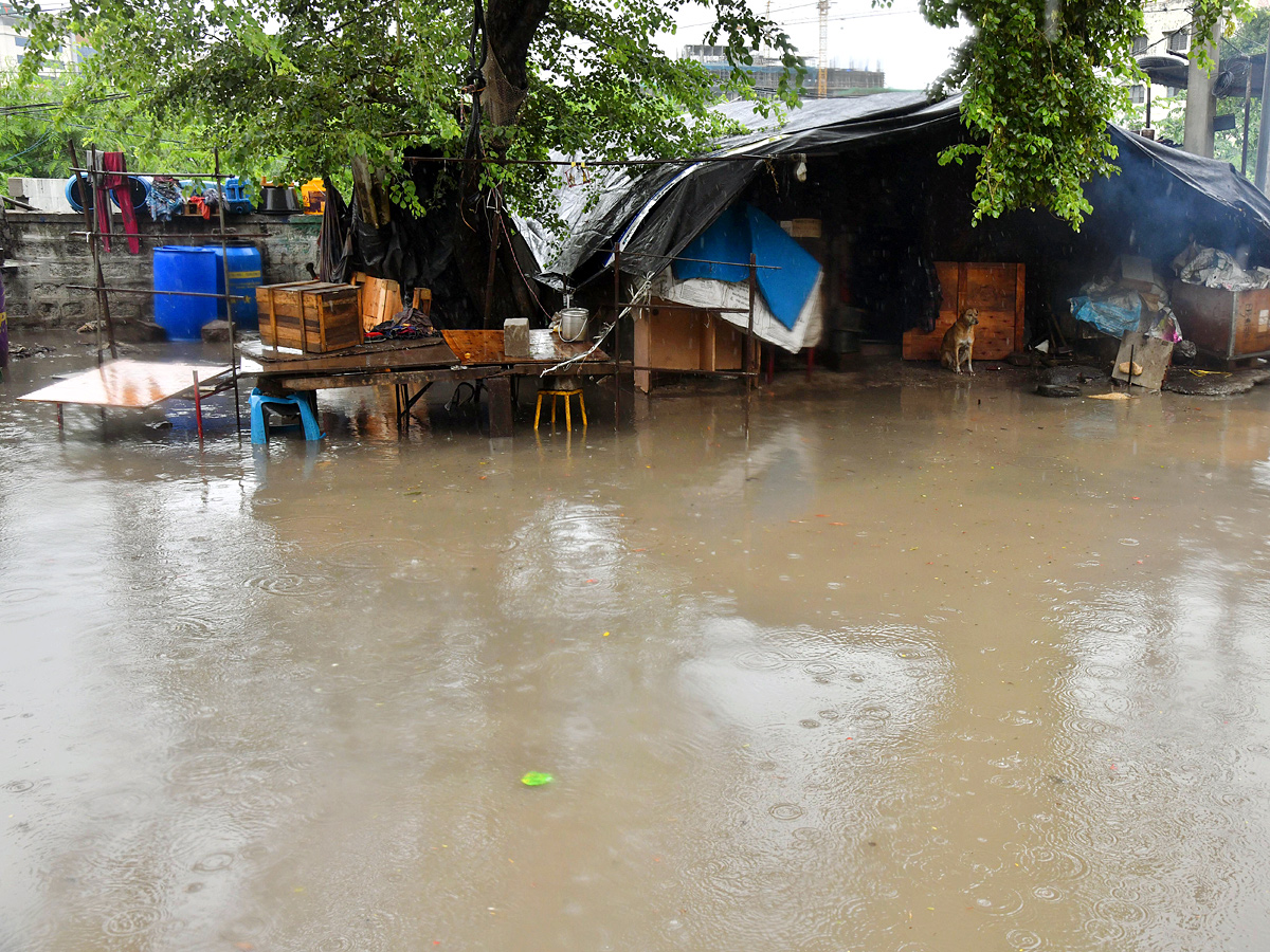 Heavy Rains in Hyderabad Photos - Sakshi9