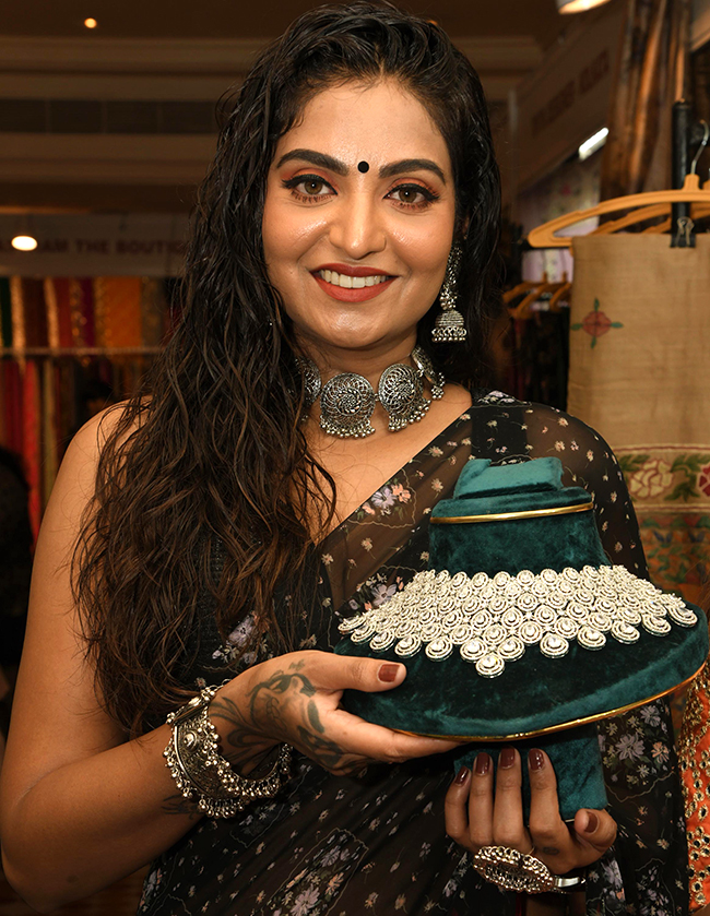 Models in sutra exhibition pics - Sakshi2