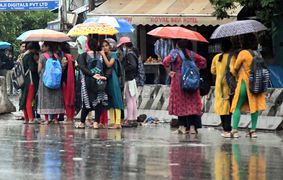 Rain in Hyderabad Pics - Sakshi17