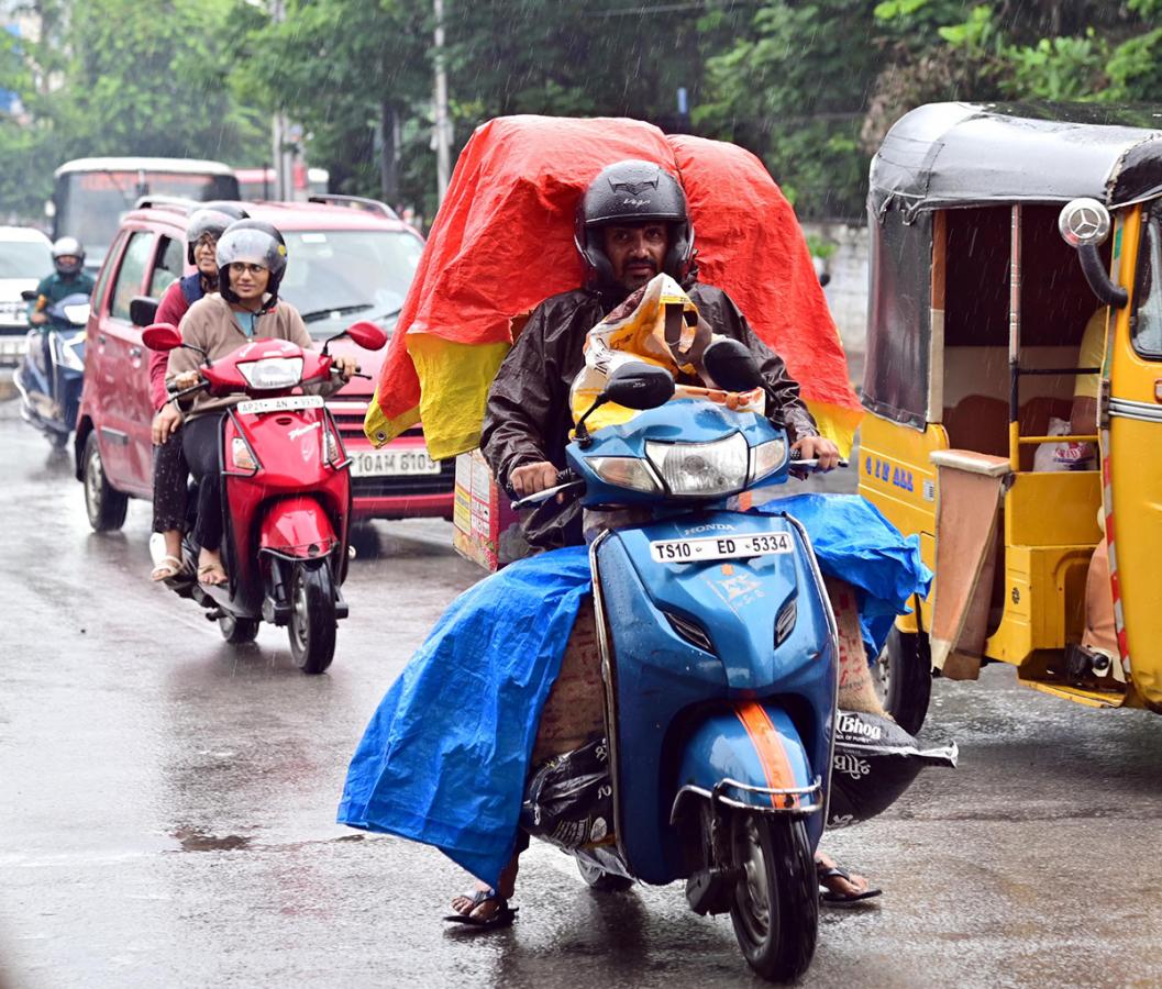 Rain in Hyderabad Pics - Sakshi7