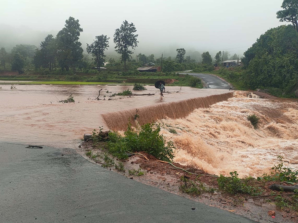 heavy rains in andhra pradesh pics - Sakshi1