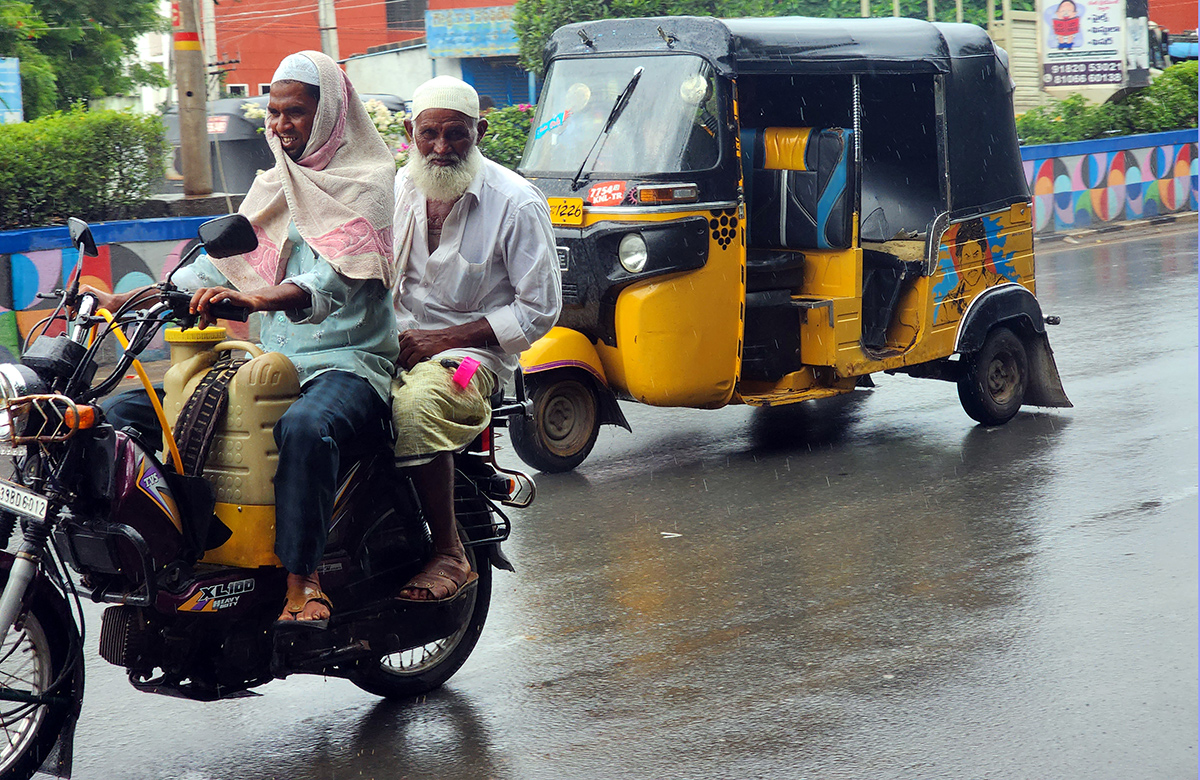 heavy rains in andhra pradesh pics - Sakshi23