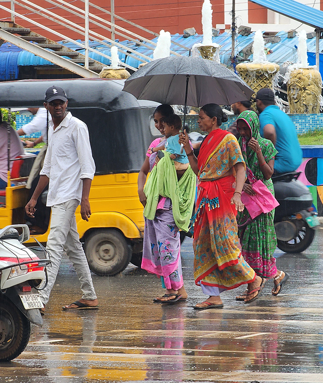 heavy rains in andhra pradesh pics - Sakshi25