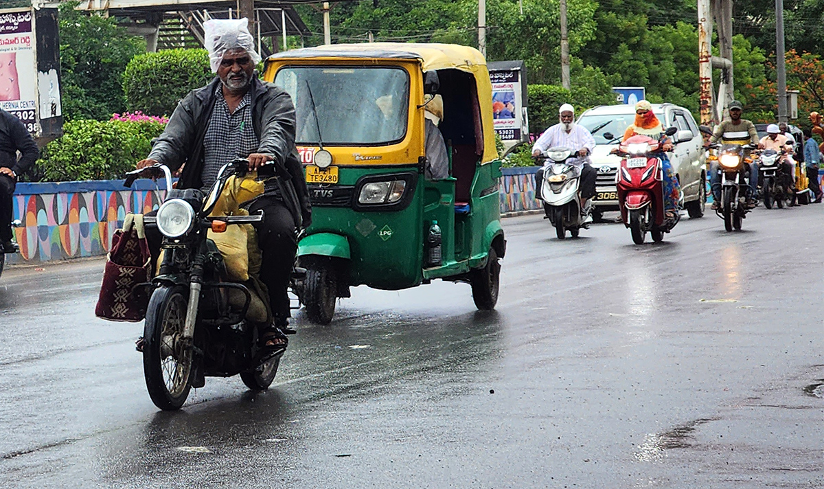 heavy rains in andhra pradesh pics - Sakshi5