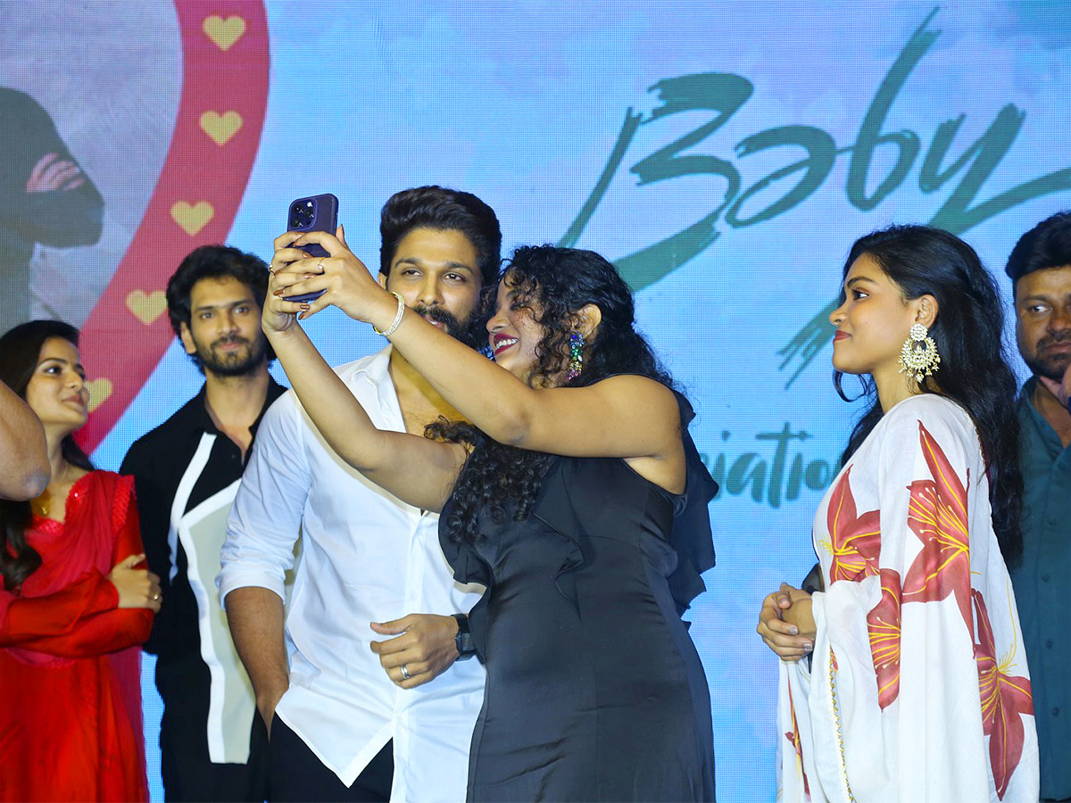 Baby Movie Thanks Meet With Allu Arjun As Chief Guest  - Sakshi33