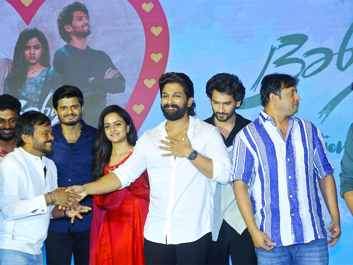 Baby Movie Thanks Meet With Allu Arjun As Chief Guest  - Sakshi4