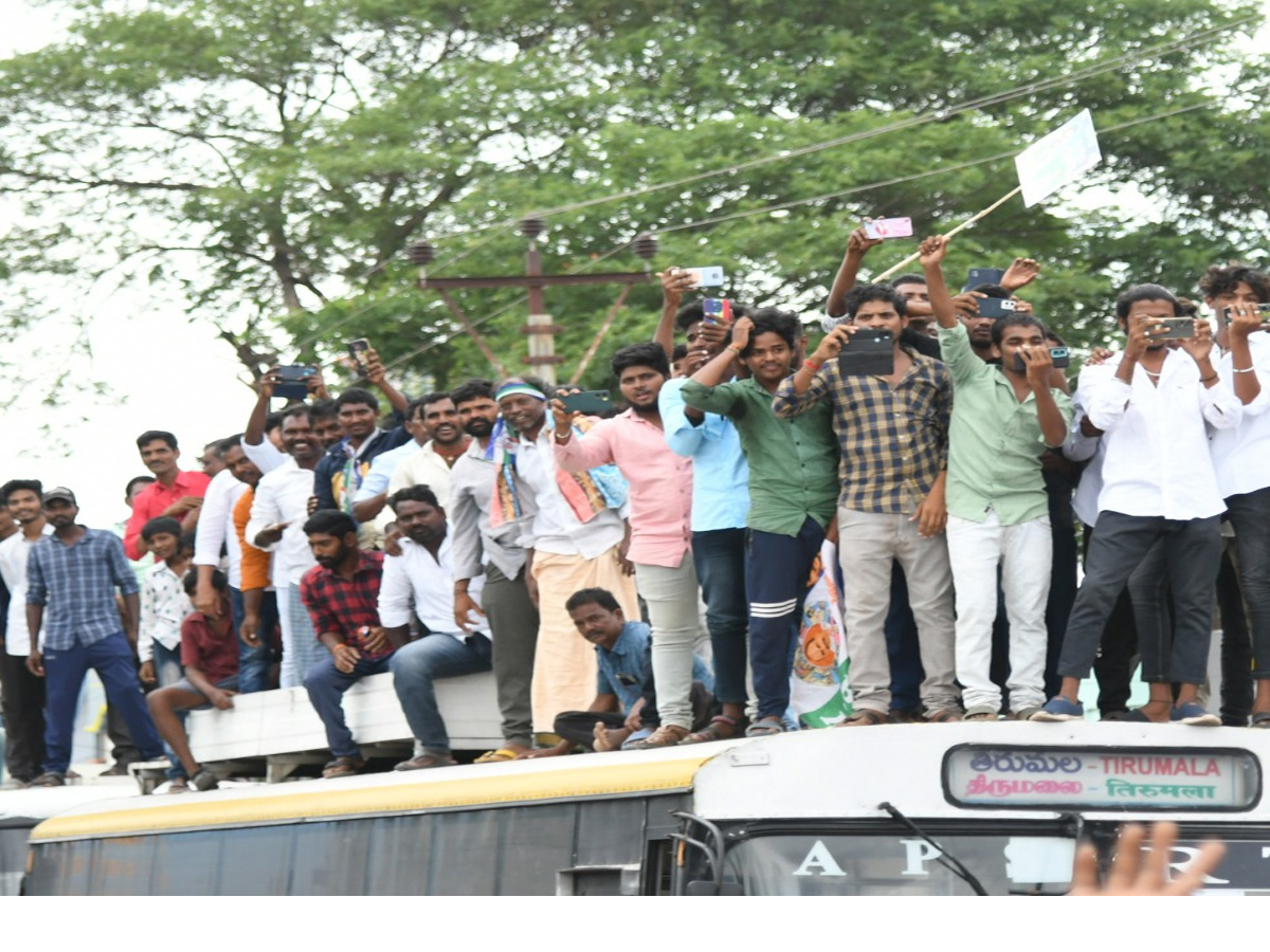 CM Jagan Venkatagiri Tour At Tirupati Photos - Sakshi16