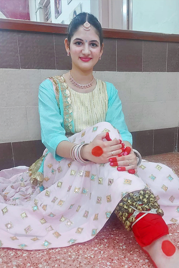 Harshaali Malhotra Latest Photos - Sakshi14