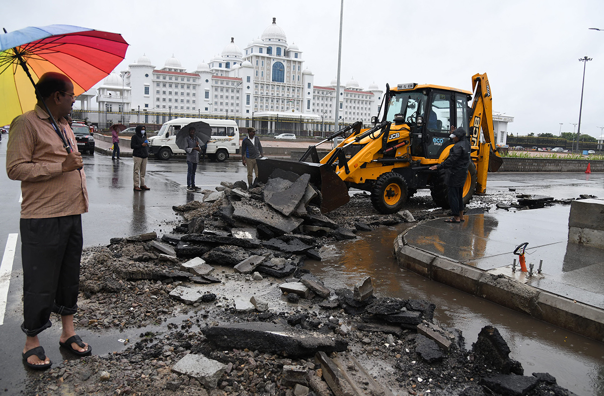 Heavy Rains In Hyderabad - Sakshi1