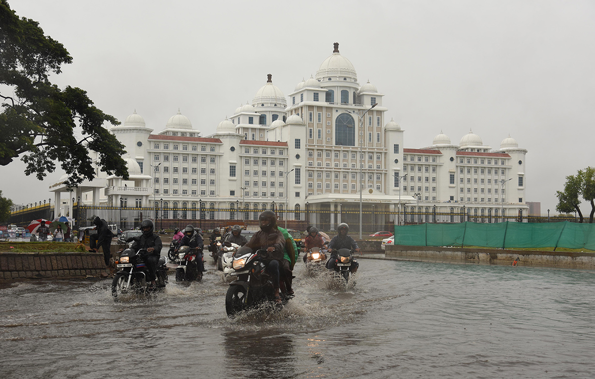 Heavy Rains In Hyderabad - Sakshi3