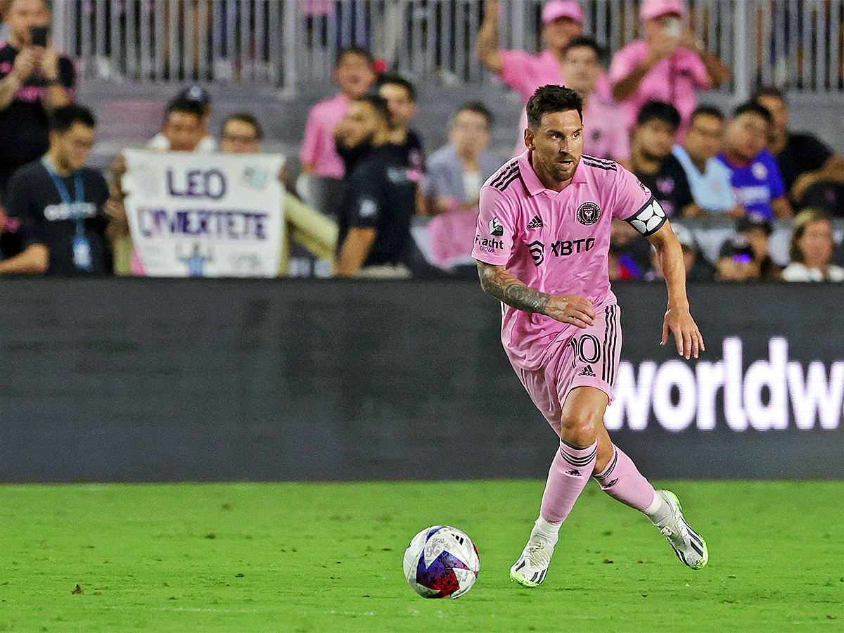 Lionel Messi Free Kick Goal In Debut Match For Inter Miami FC - Sakshi1