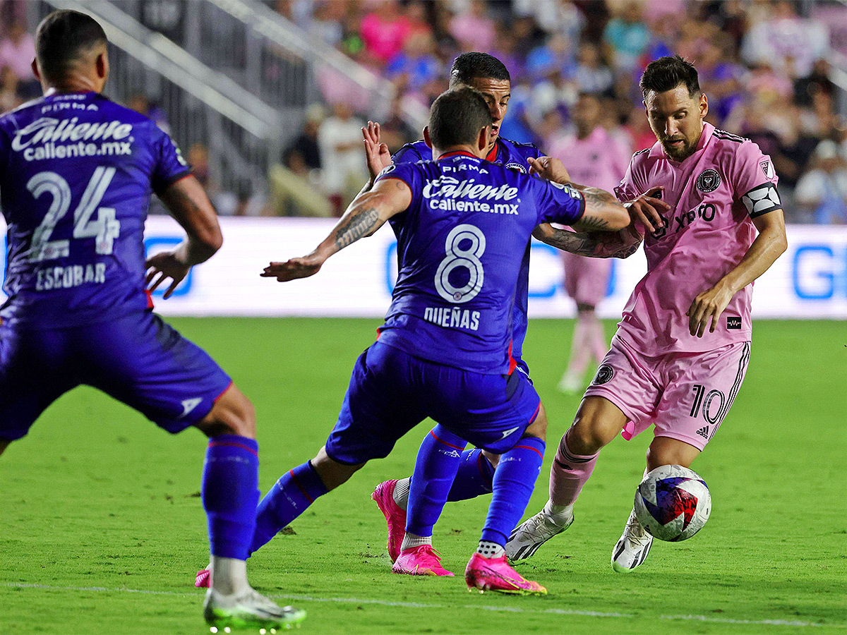 Lionel Messi Free Kick Goal In Debut Match For Inter Miami FC - Sakshi27