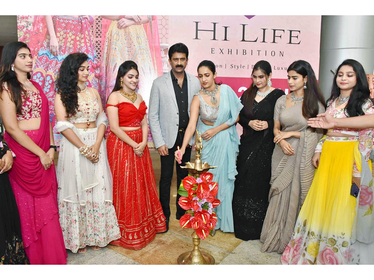 Actress Niharika Konidela Launch of Hi Life Exhibition Photos - Sakshi24