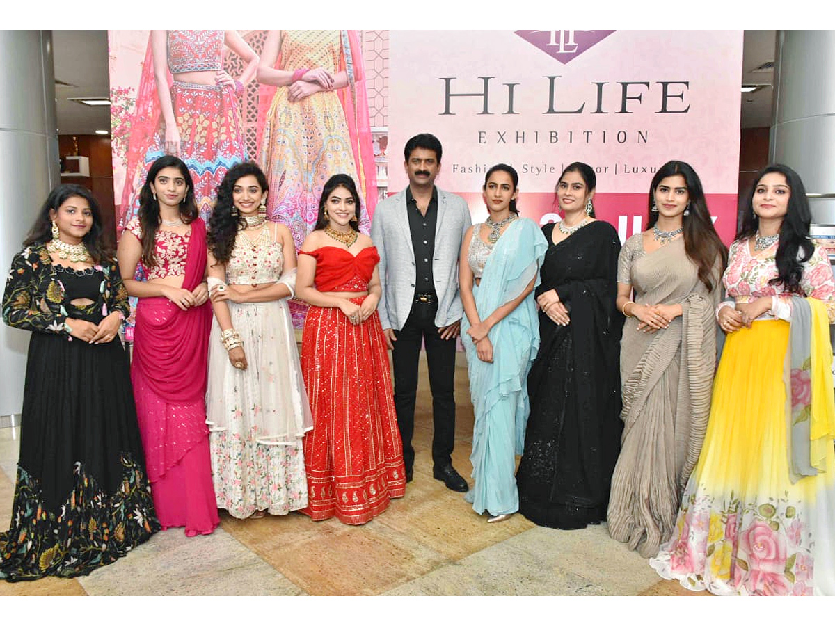 Actress Niharika Konidela Launch of Hi Life Exhibition Photos - Sakshi17