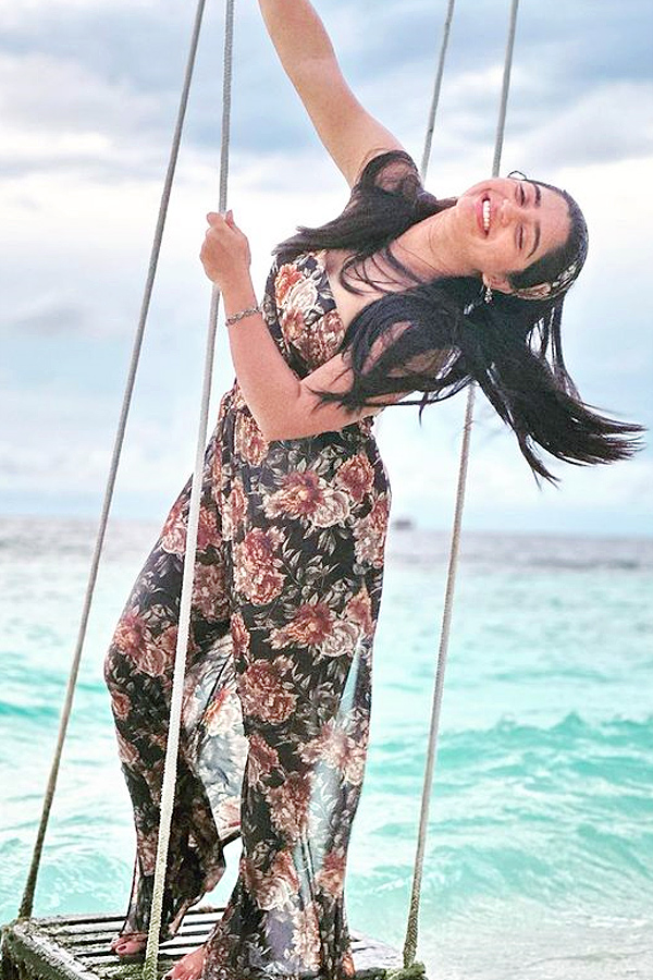 Gouri G Kishan Enjoying Maldives Vacation Photos - Sakshi13