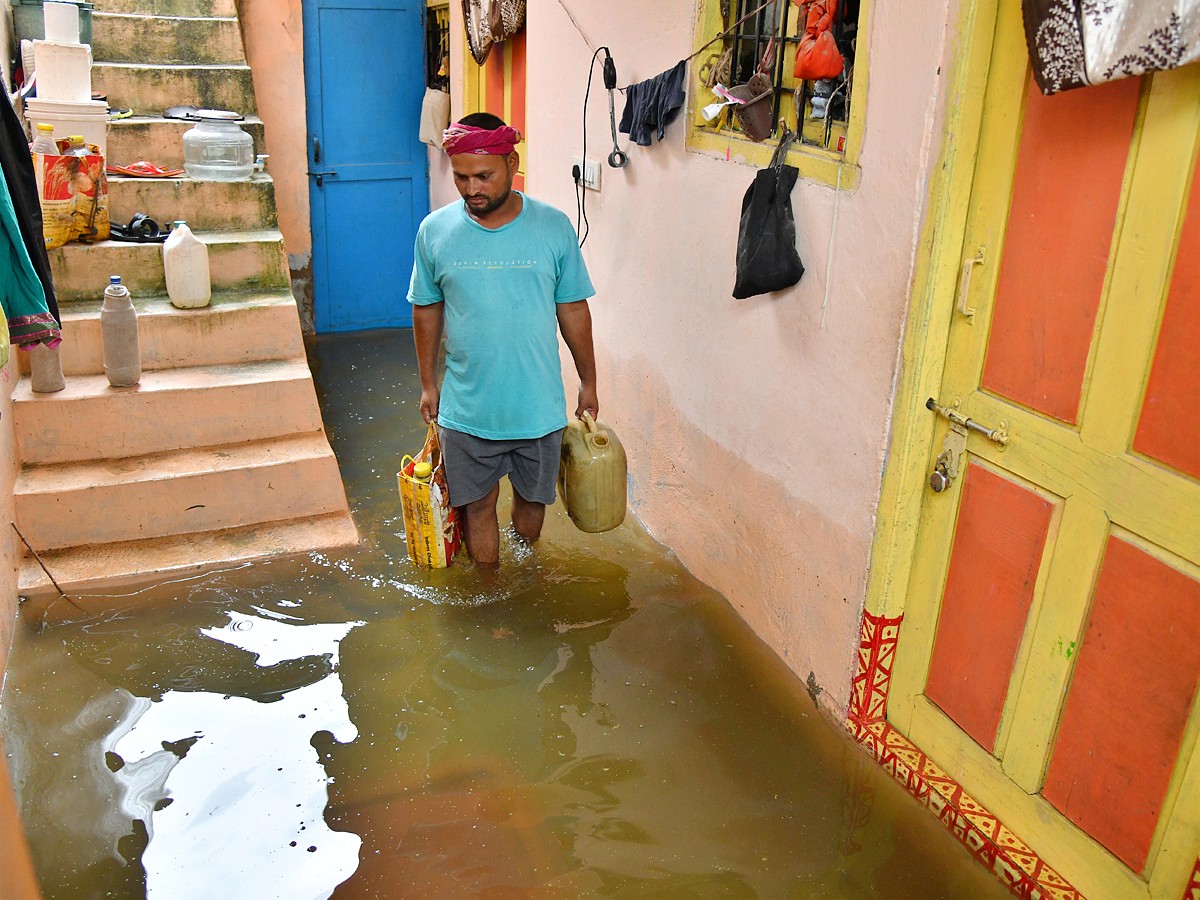 Hyderabad Heavy Rains - Sakshi12