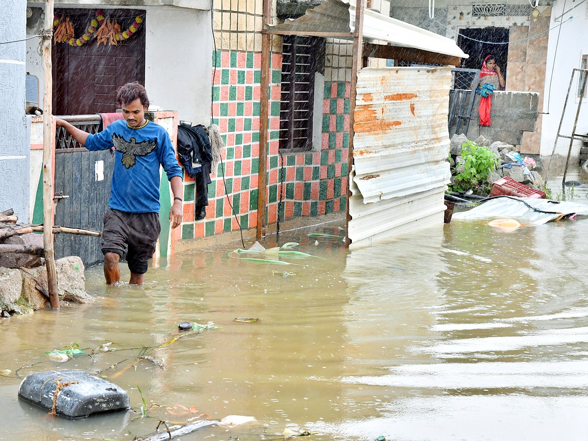 Hyderabad Heavy Rains - Sakshi13