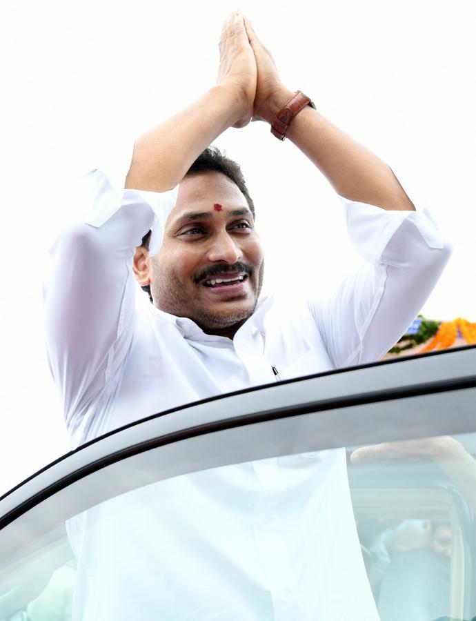 CM Jagan Lay Foundation for Amaravati CRDA Houses - Sakshi27