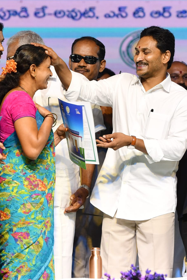 CM Jagan Attends public meeting In Venkatapalem Photo Gallery - Sakshi21