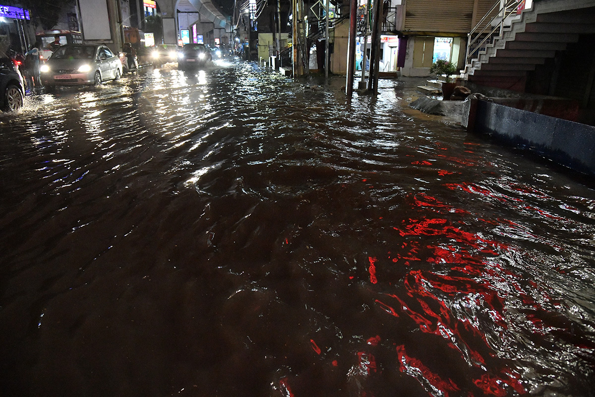 hyderabad rains update pics - Sakshi21